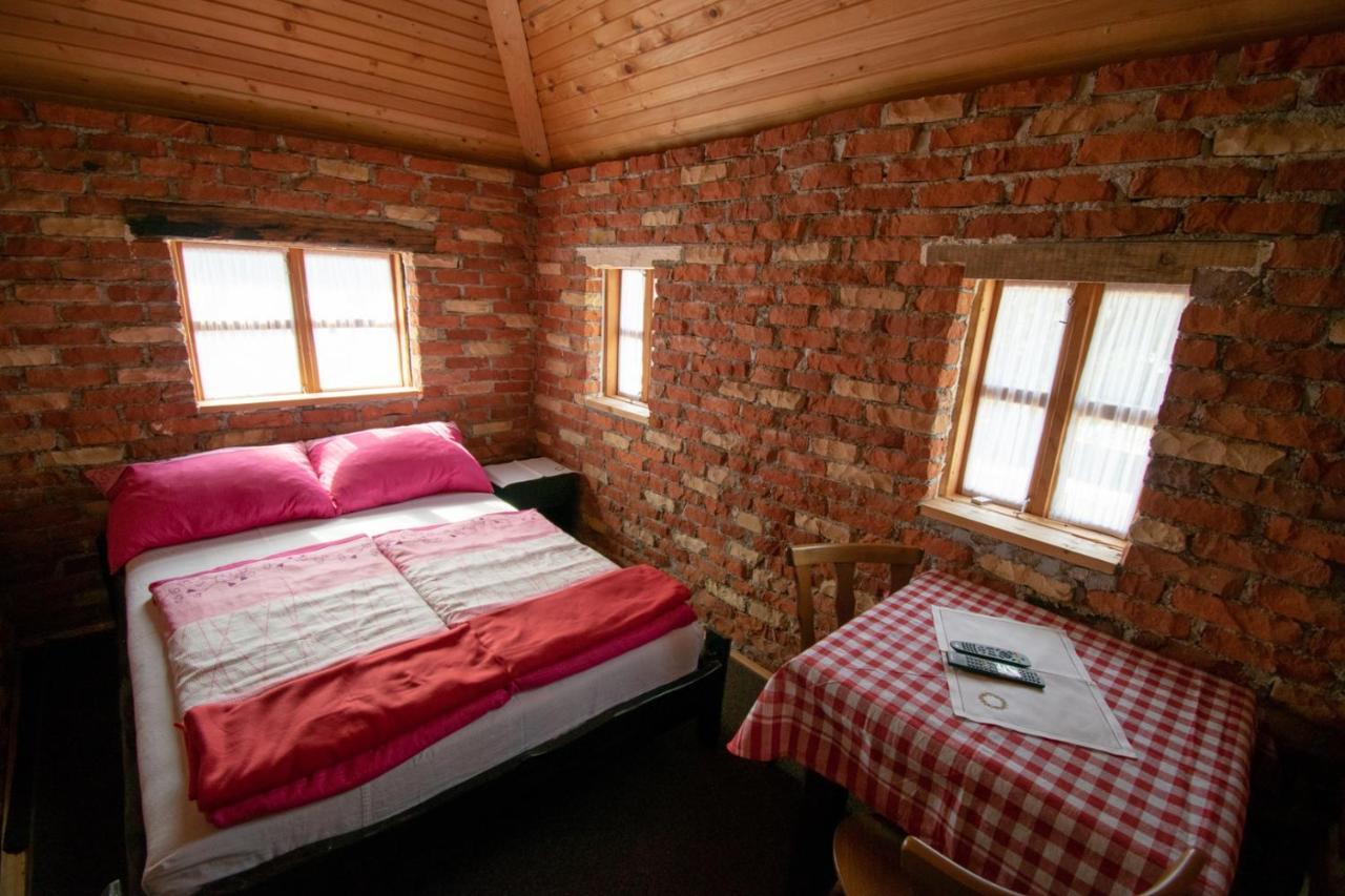 Holiday Park Hajducka Cesma Dubovsko Luaran gambar