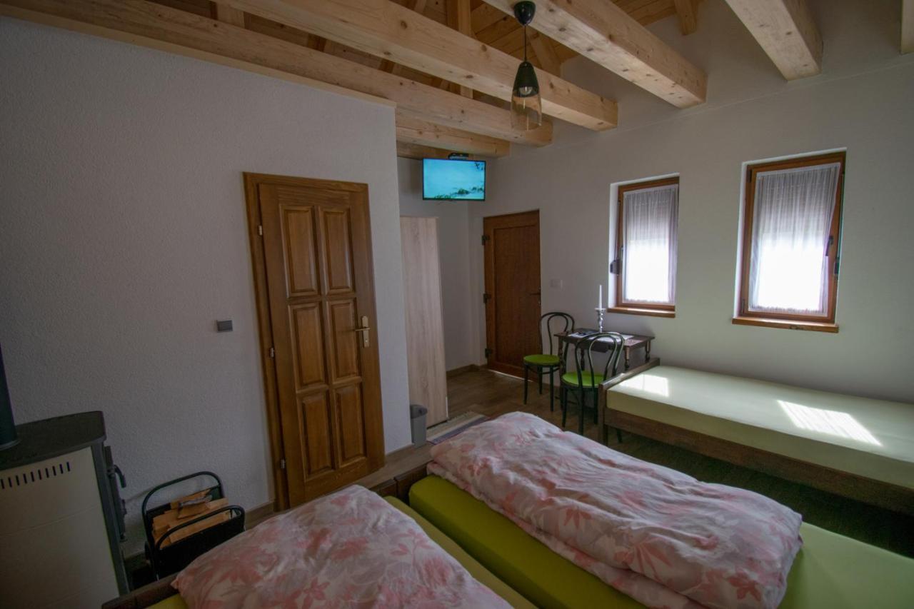 Holiday Park Hajducka Cesma Dubovsko Luaran gambar