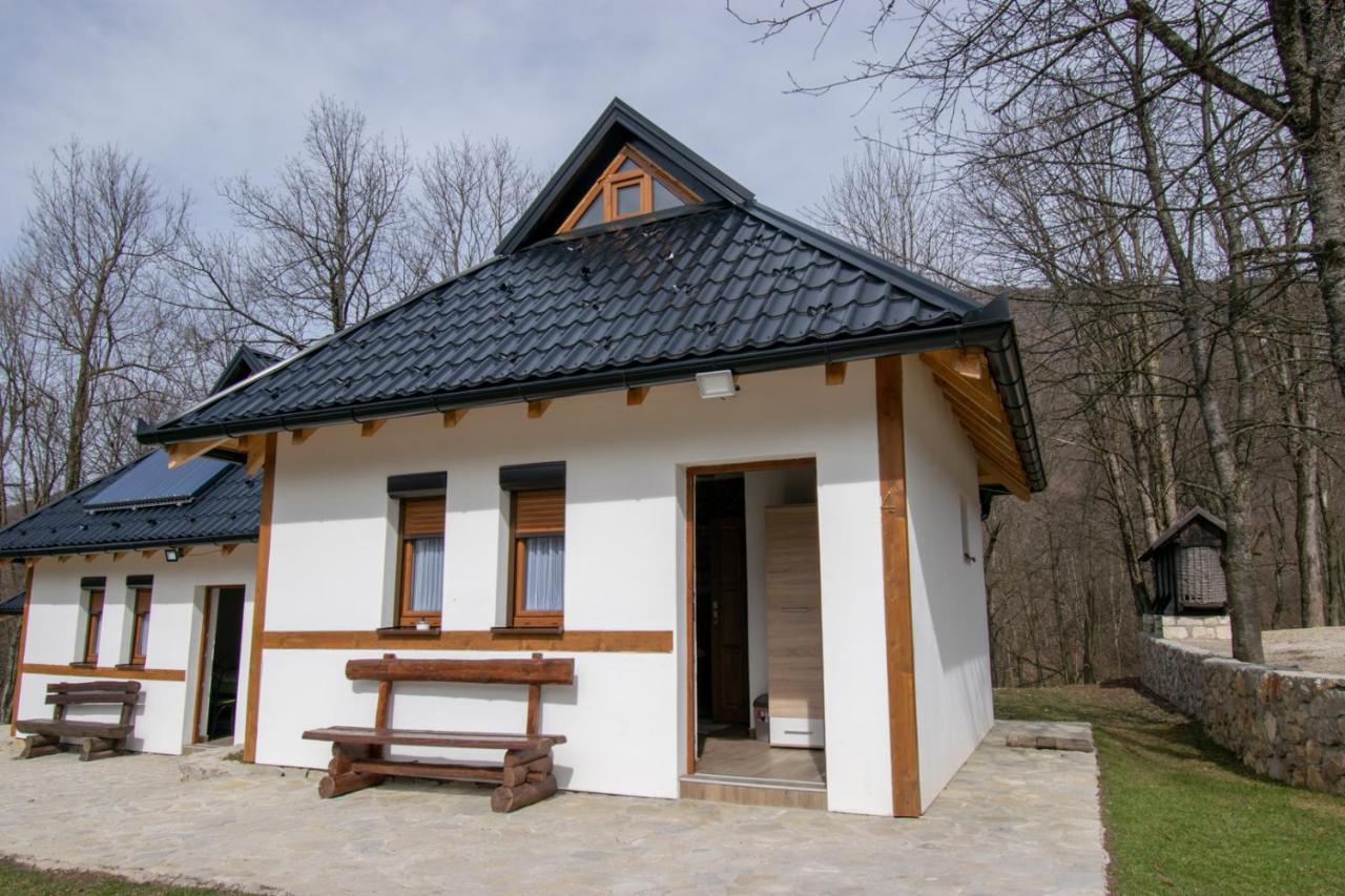 Holiday Park Hajducka Cesma Dubovsko Luaran gambar