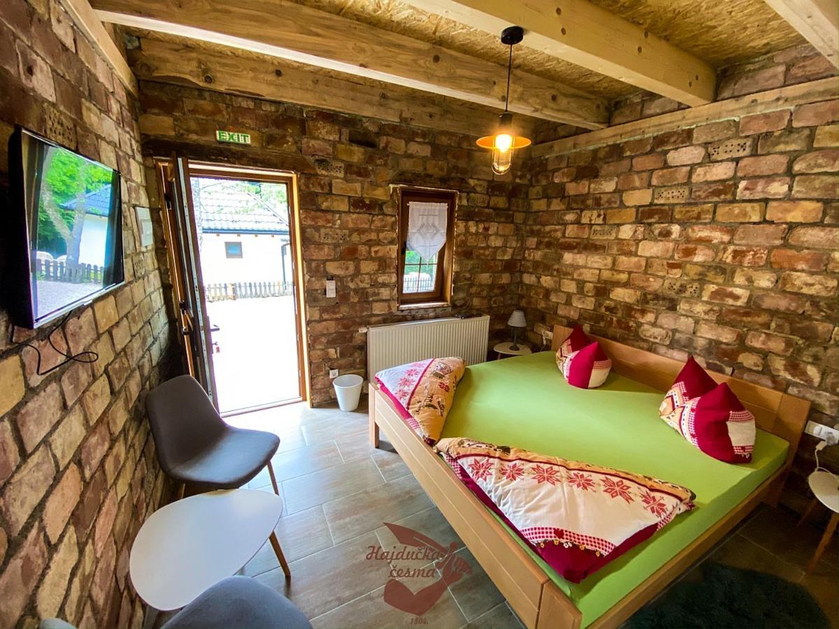 Holiday Park Hajducka Cesma Dubovsko Luaran gambar