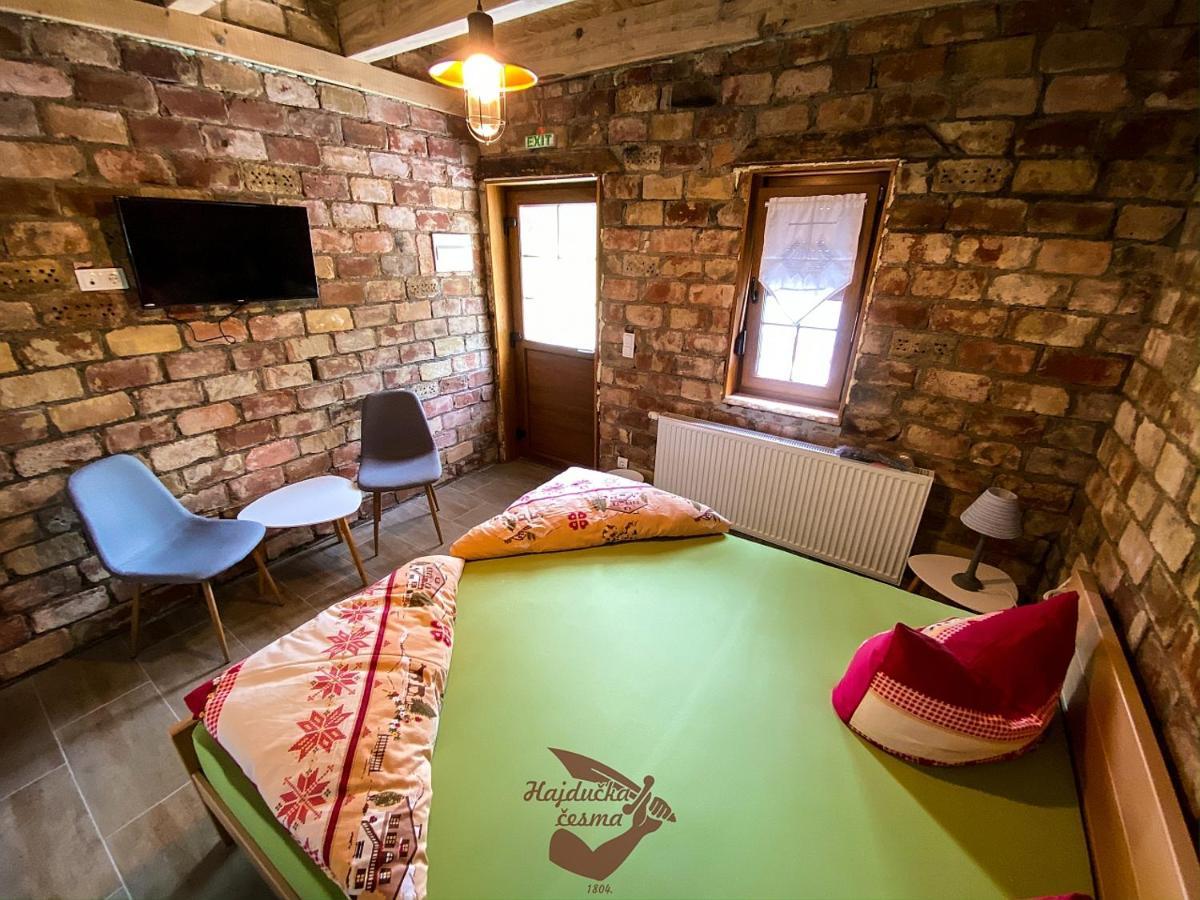 Holiday Park Hajducka Cesma Dubovsko Luaran gambar
